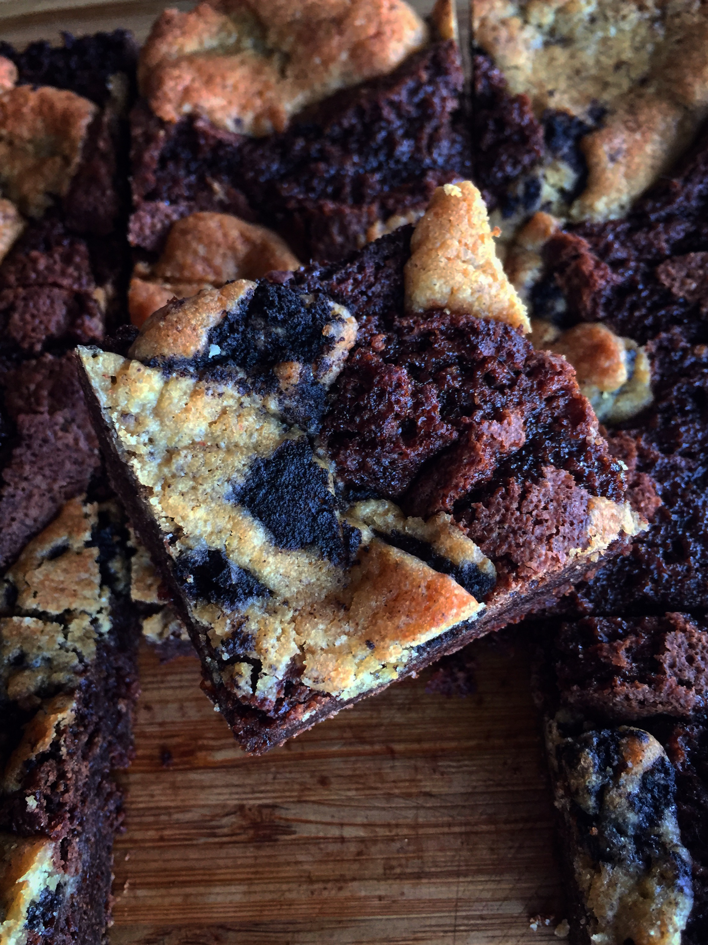 COOKIES & CREAM BROOKIE