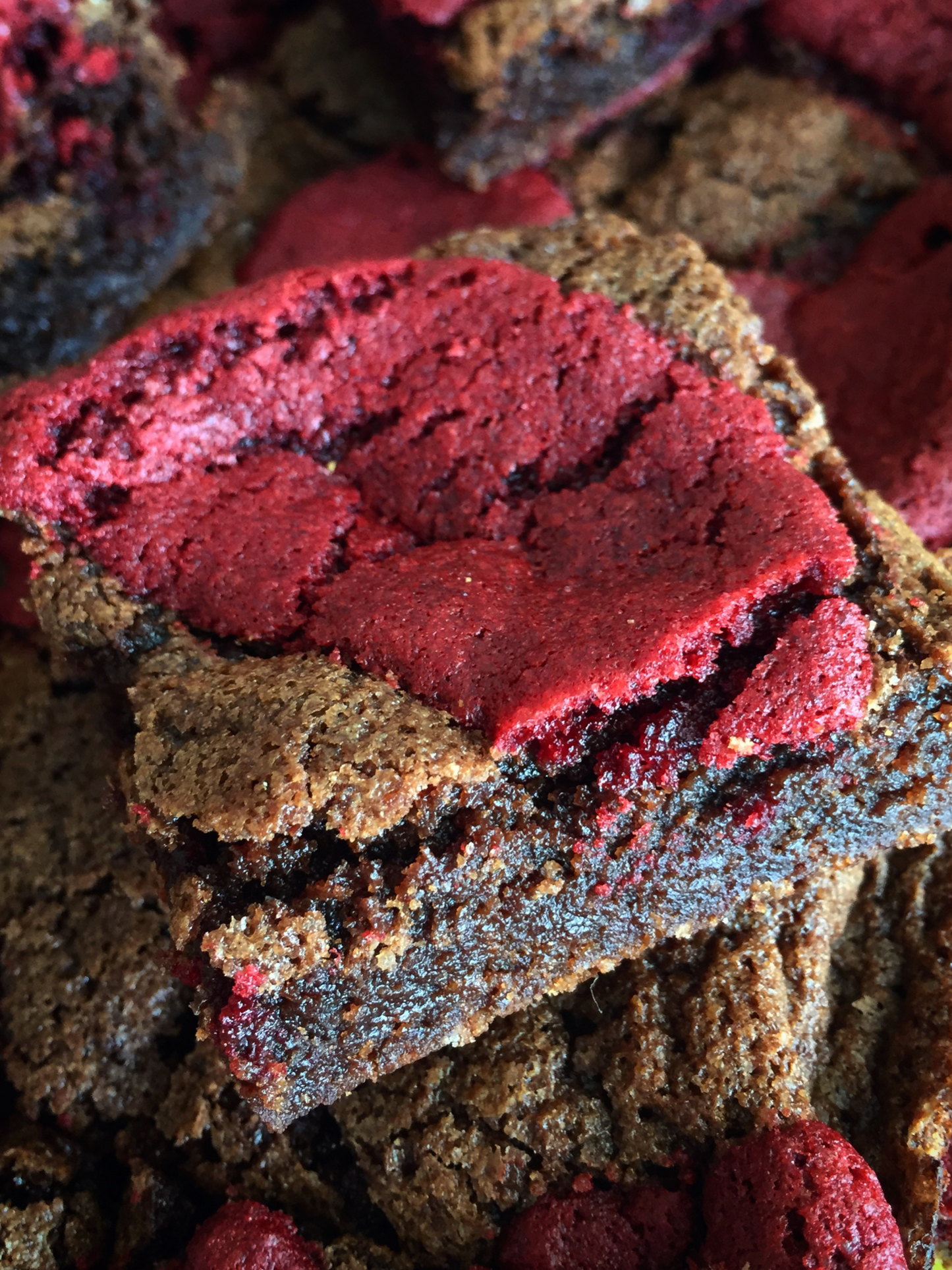 RED VELVET BROOKIE