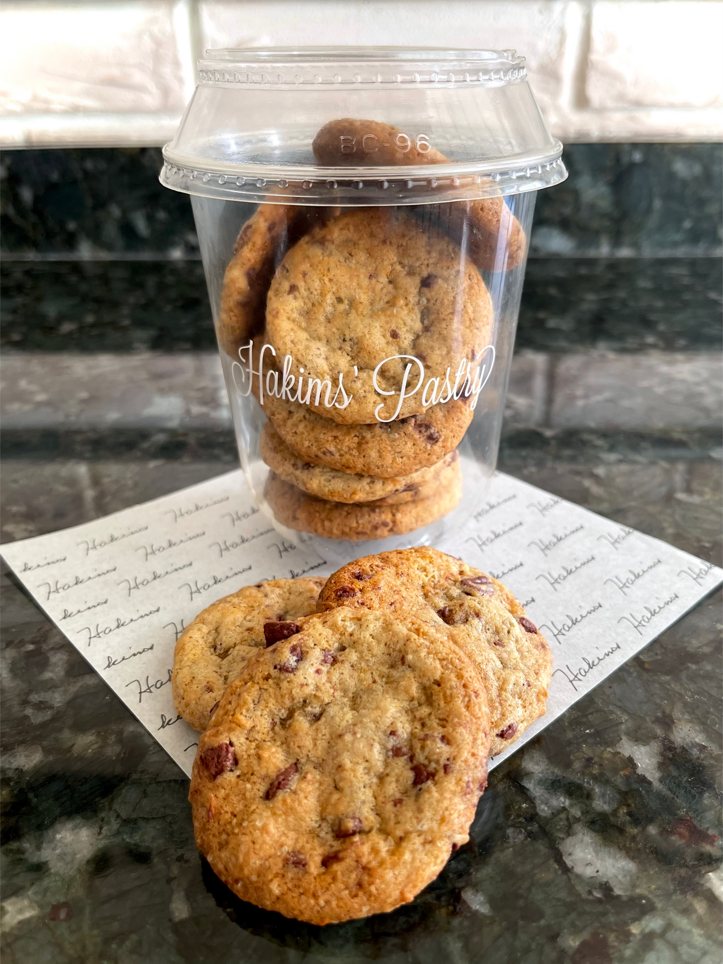 VEGAN CHOCOLATE CHUNK & BANANA COOKIES